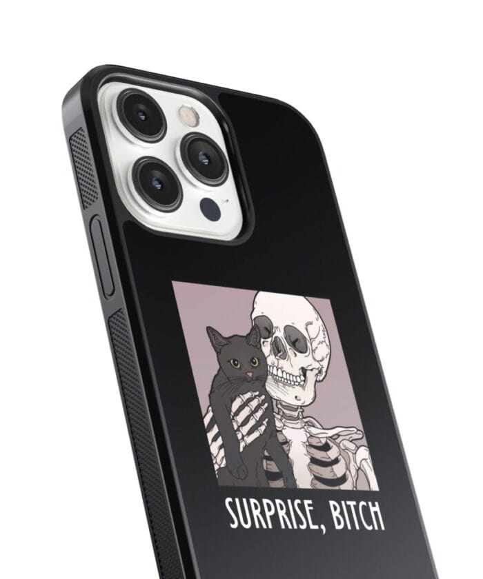 Alternative view of Supprise, Bitch